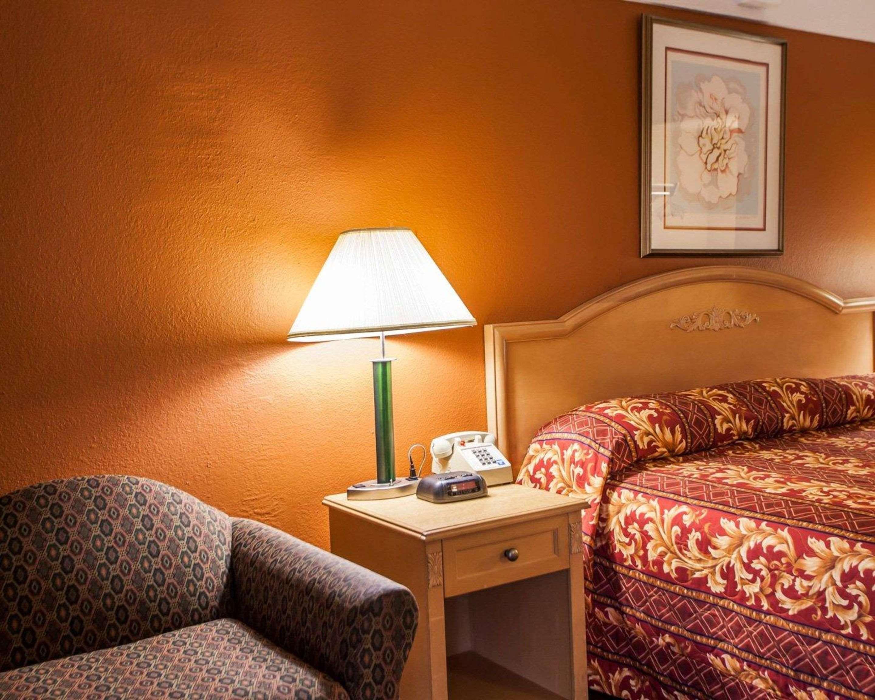 Relax Inn Saint Charles Esterno foto